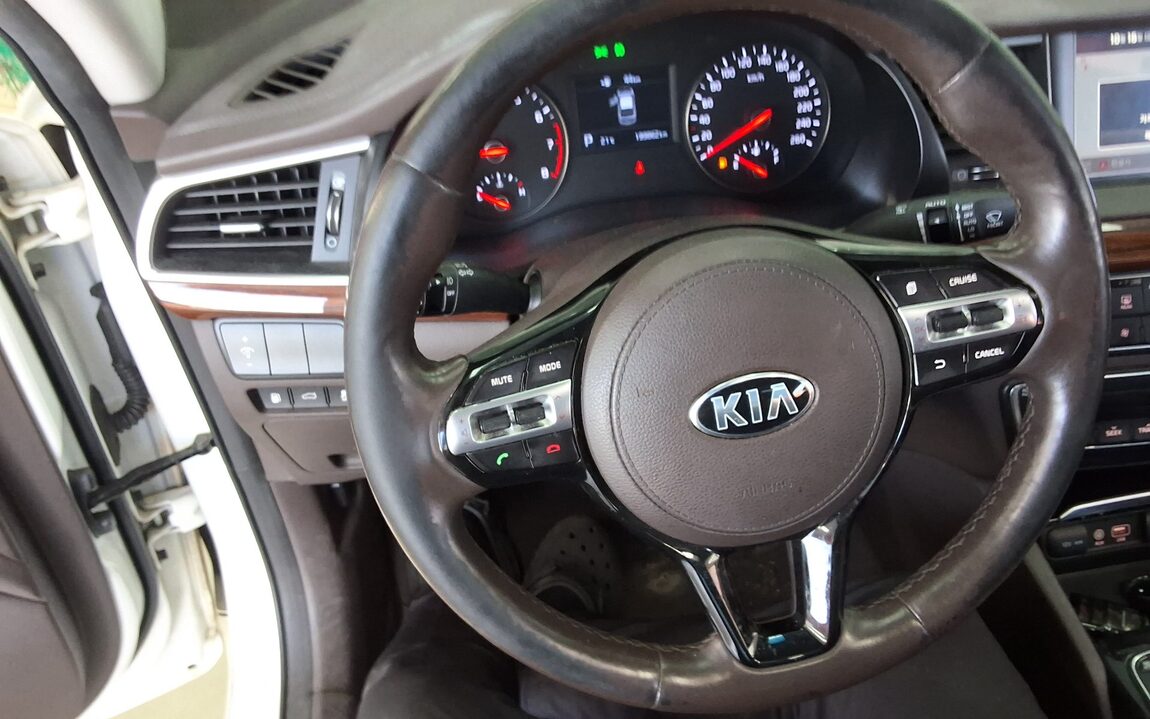 KIA ALL NEW K7 2.4 GDi PRESTIGE 2016 - zdjęcie 17