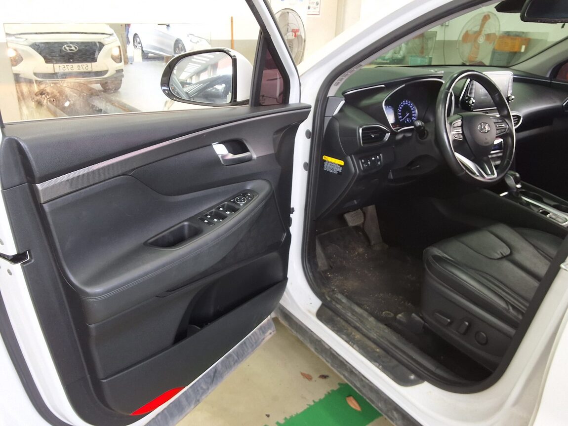 HYUNDAI SANTA FE (TM) R2.2 2WD EXCLUSIVE 2019 - zdjęcie 10