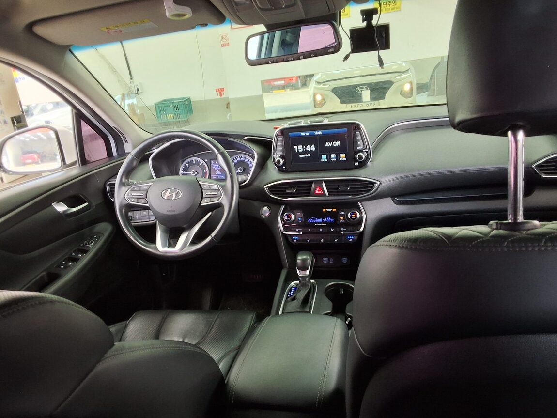 HYUNDAI SANTA FE (TM) R2.2 2WD EXCLUSIVE 2019 - zdjęcie 11