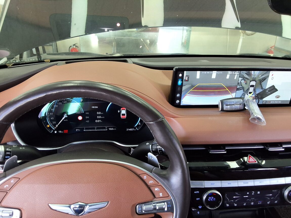 GENESIS THE ALL NEW G80 GASOLINE 2.5 AWD BASE MODEL 2023 - zdjęcie 17