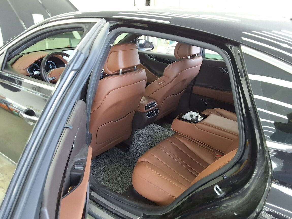 GENESIS THE ALL NEW G80 GASOLINE 2.5 AWD BASE MODEL 2023 - zdjęcie 12