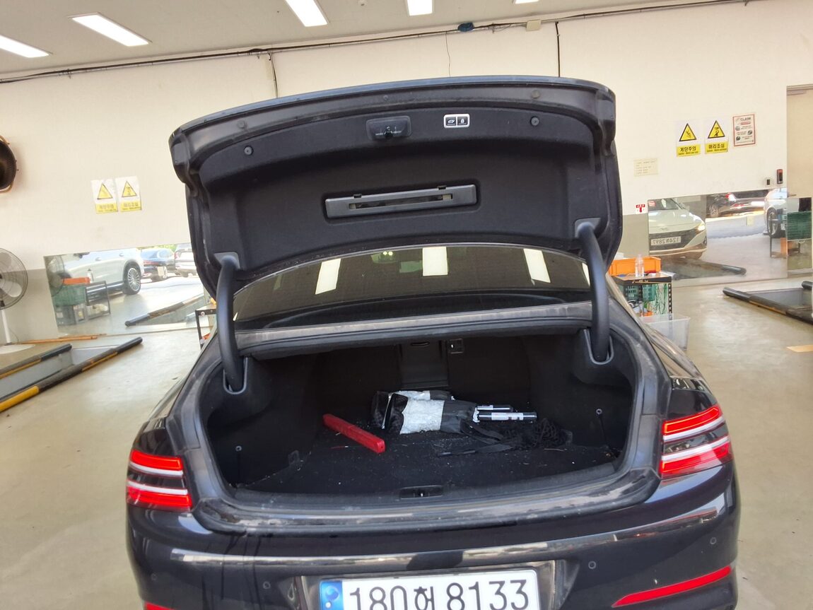 GENESIS THE ALL NEW G80 GASOLINE 2.5 AWD BASE MODEL 2023 - zdjęcie 15