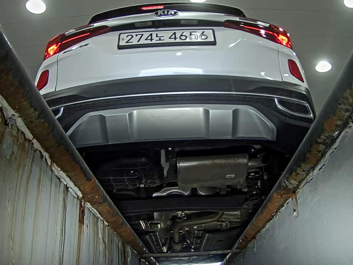 KIA SELTOS 1.6 DIESEL 2WD SIGNATURE 2021 - zdjęcie 8