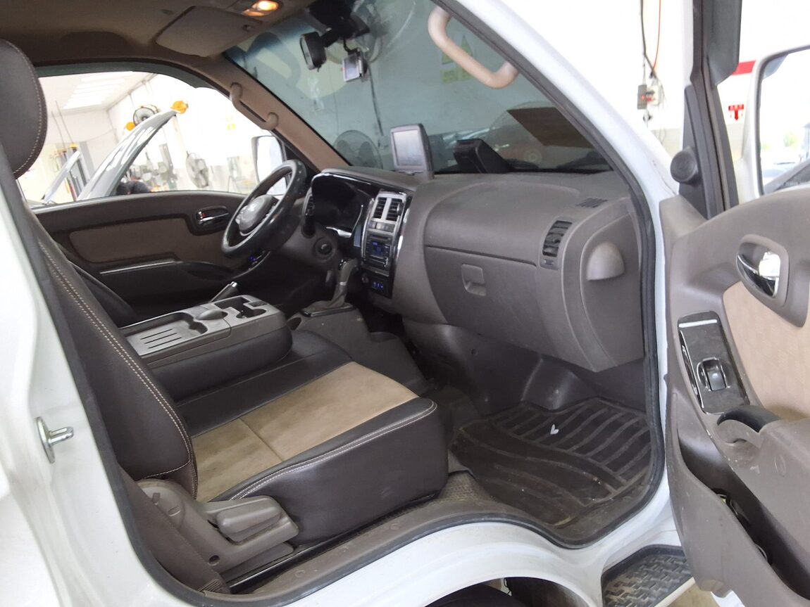 HYUNDAI PORTER II VGT SUPER CAB EXTRA LONG WHEELBASE PREMIUM 2023 - zdjęcie 11