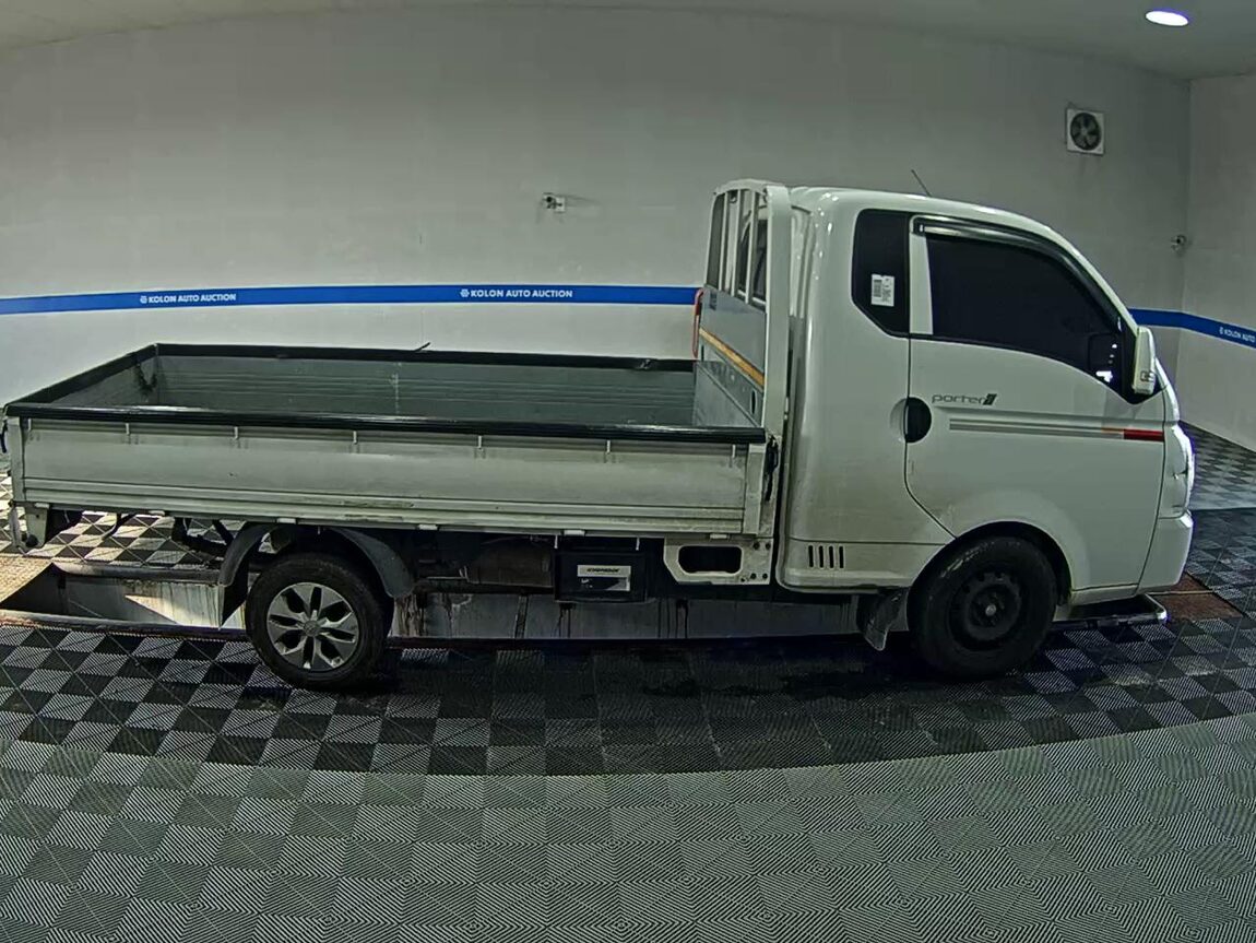 HYUNDAI PORTER II VGT SUPER CAB EXTRA LONG WHEELBASE PREMIUM 2023 - zdjęcie 4