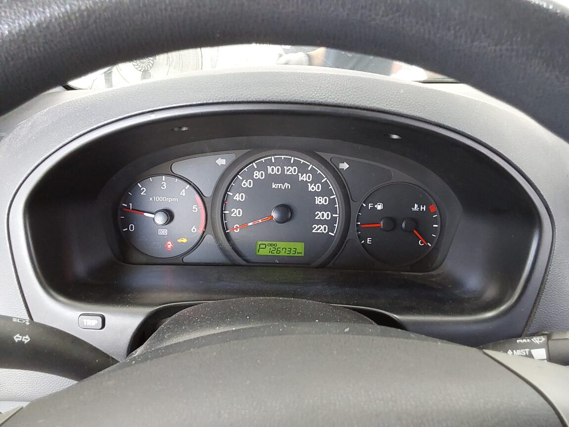 HYUNDAI GRAND STAREX 12-SEATER DIESEL CVX PREMIER 2012 - zdjęcie 9
