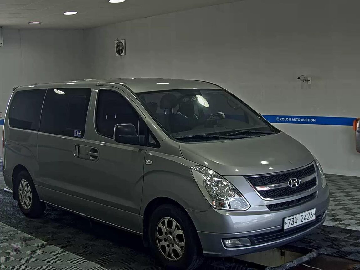 HYUNDAI GRAND STAREX 12-SEATER DIESEL CVX PREMIER 2012 - zdjęcie 3