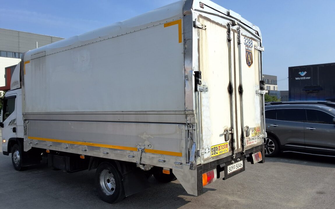 HYUNDAI ALL NEW MIGHTY 3.5 TON SUPER CAB LONG WHEELBASE HIGH DECK 2015 - zdjęcie 5