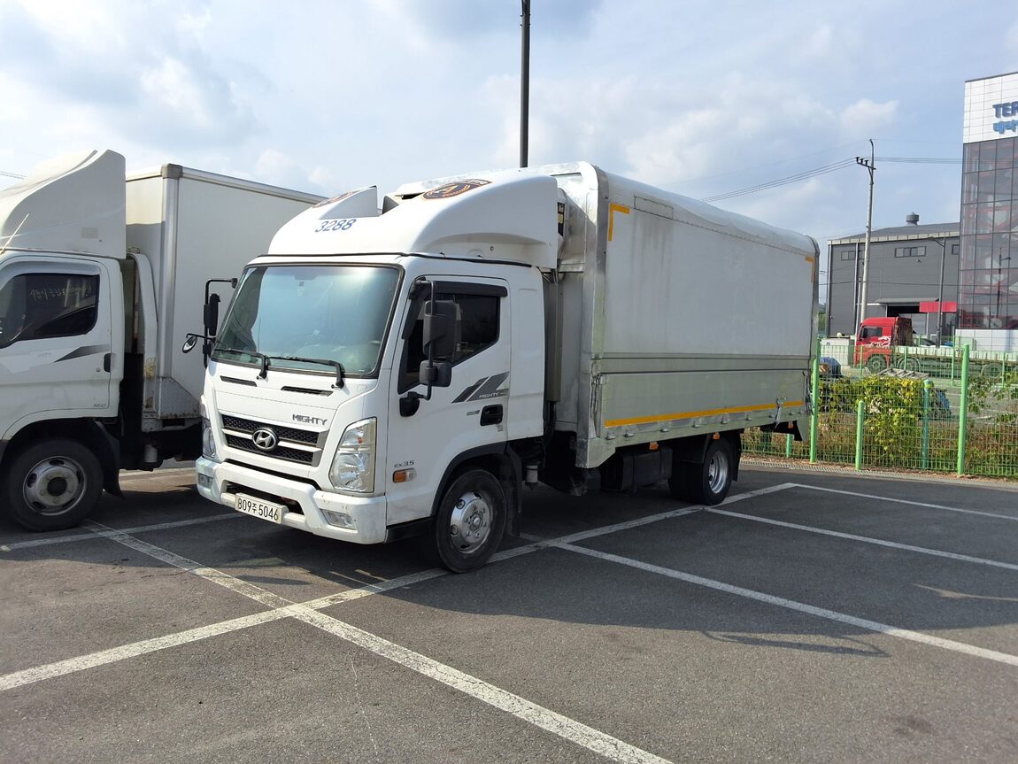 HYUNDAI ALL NEW MIGHTY 3.5 TON SUPER CAB LONG WHEELBASE HIGH DECK 2015 - zdjęcie 2