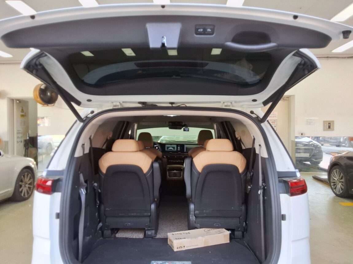 KIA NEW CARNIVAL (KA4) 9-SEATER DIESEL NOBLESSE 2023 - zdjęcie 15