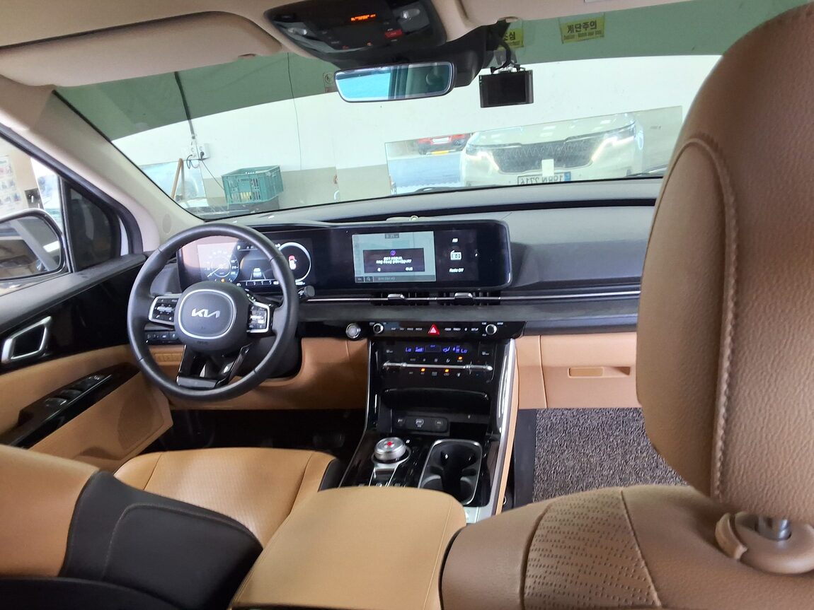 KIA NEW CARNIVAL (KA4) 9-SEATER DIESEL NOBLESSE 2023 - zdjęcie 11