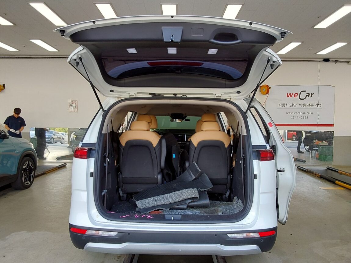 KIA NEW CARNIVAL (KA4) 9-SEATER DIESEL PRESTIGE 2022 - zdjęcie 15