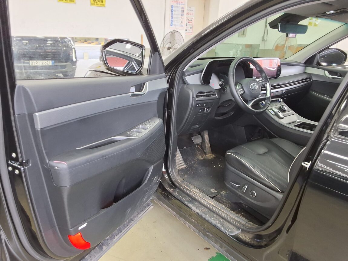 HYUNDAI THE NEW PALISADE 2.2 DIESEL 2WD EXCLUSIVE 2023 - zdjęcie 10