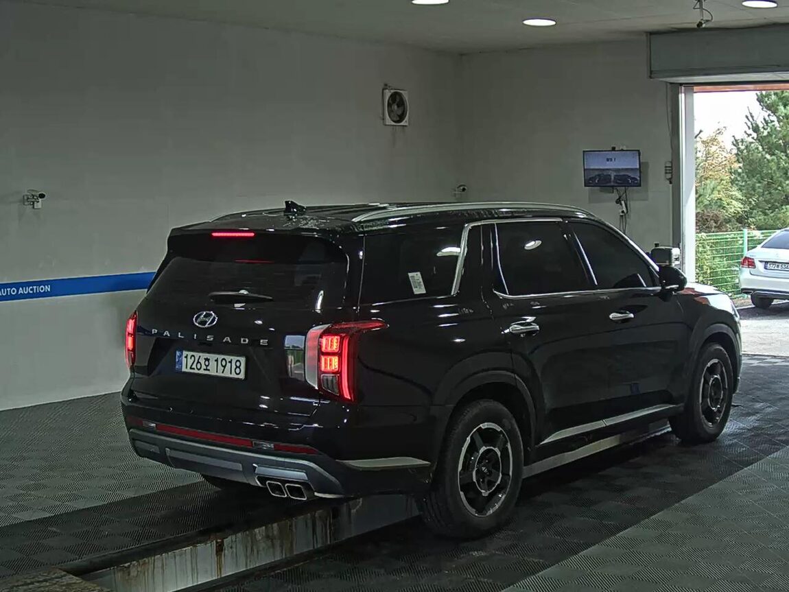 HYUNDAI THE NEW PALISADE 2.2 DIESEL 2WD EXCLUSIVE 2023 - zdjęcie 5