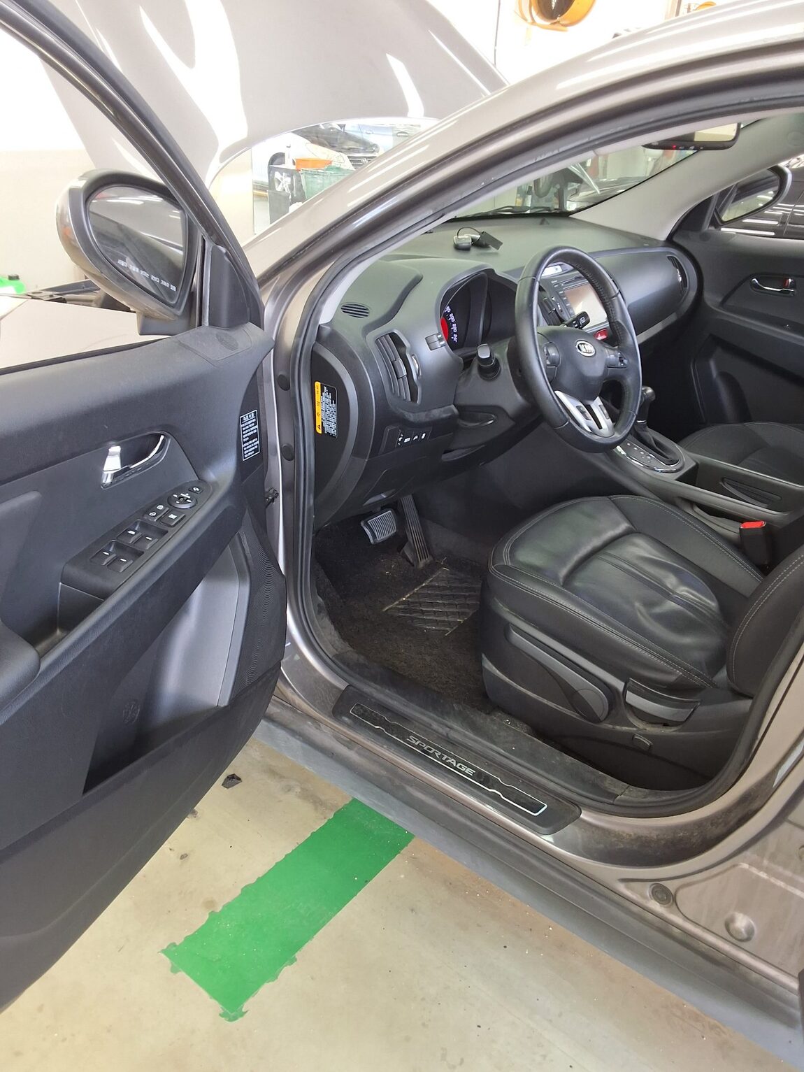 KIA SPORTAGE R DIESEL R2.0 2WD TLX PREMIUM 2011 - zdjęcie 10