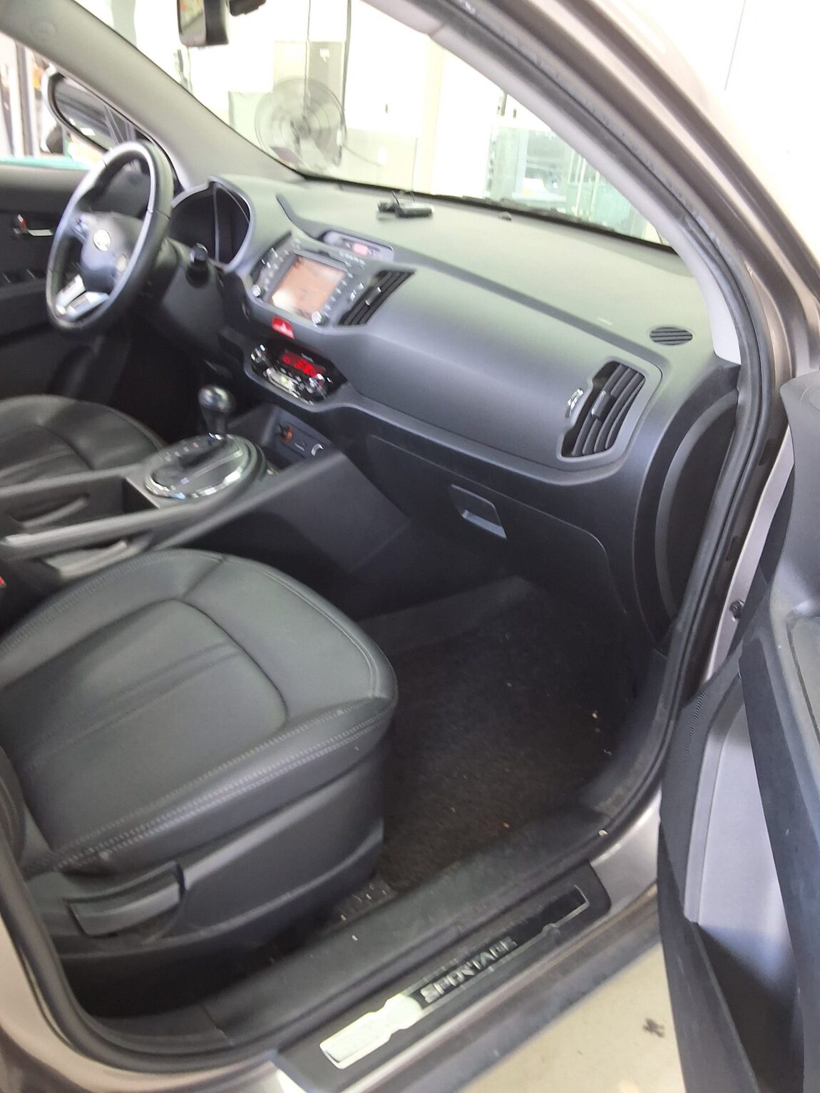 KIA SPORTAGE R DIESEL R2.0 2WD TLX PREMIUM 2011 - zdjęcie 14