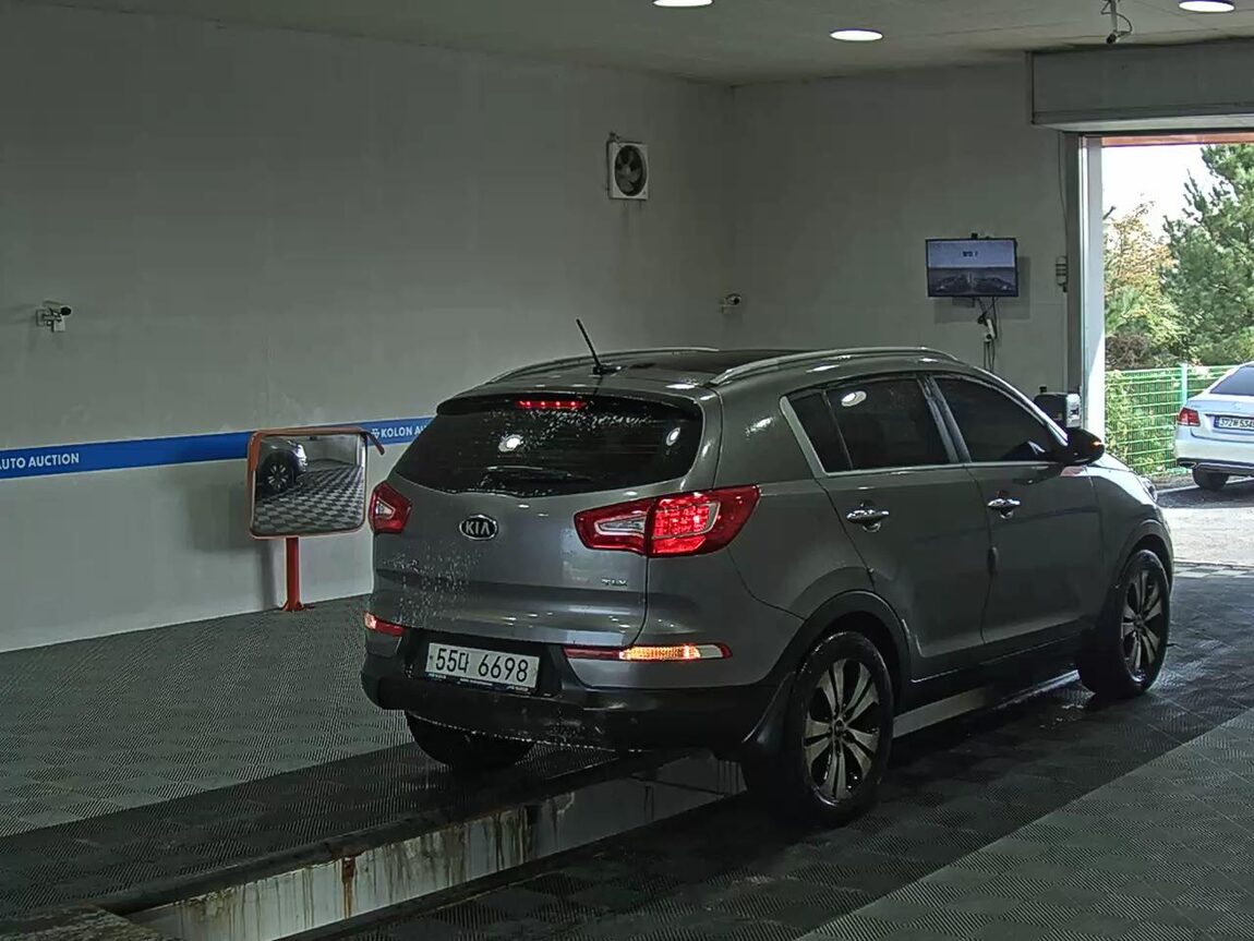 KIA SPORTAGE R DIESEL R2.0 2WD TLX PREMIUM 2011 - zdjęcie 5