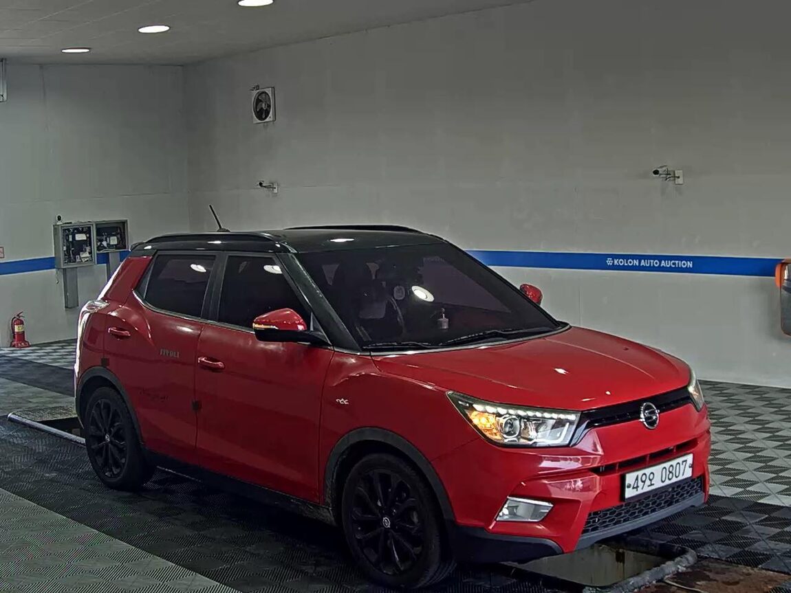 KG MOBILITY (SSANGYONG) TIVOLI DIESEL 2WD LX 2016 - zdjęcie 3