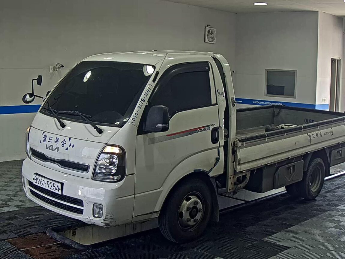 KIA THE NEW BONGO III CARGO 1.2 TON STANDARD CAB EXTRA LONG WHEELBASE GLS 2022 - zdjęcie 2
