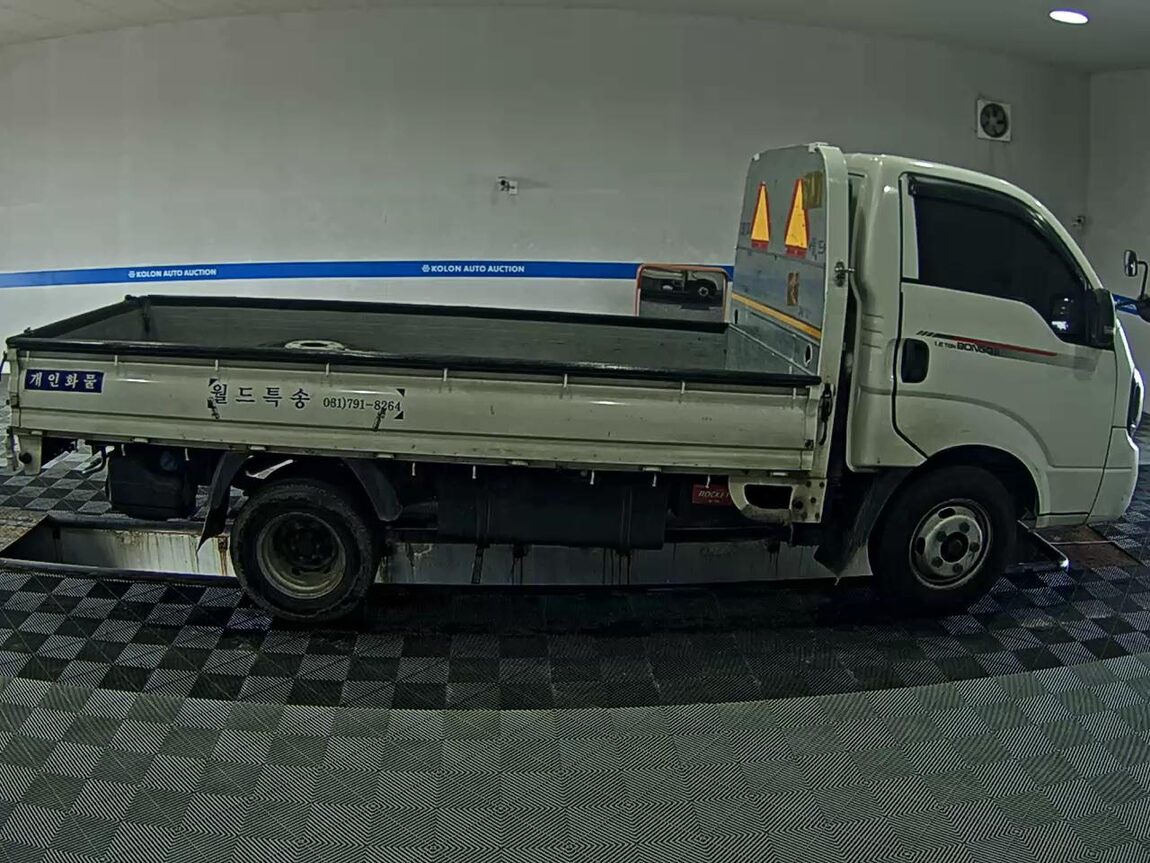 KIA THE NEW BONGO III CARGO 1.2 TON STANDARD CAB EXTRA LONG WHEELBASE GLS 2022 - zdjęcie 4