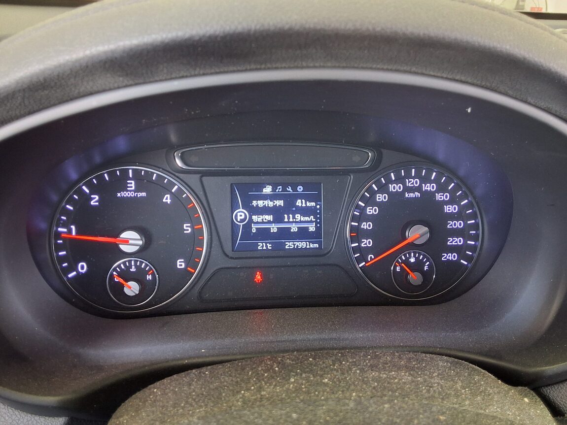 KIA ALL NEW SORENTO R2.0 2WD NOBLESSE 2015 - zdjęcie 9