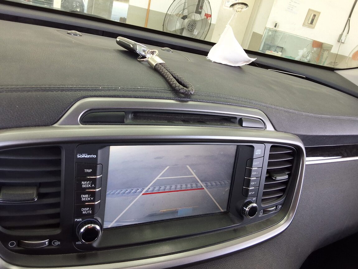 KIA ALL NEW SORENTO R2.0 2WD NOBLESSE 2015 - zdjęcie 17