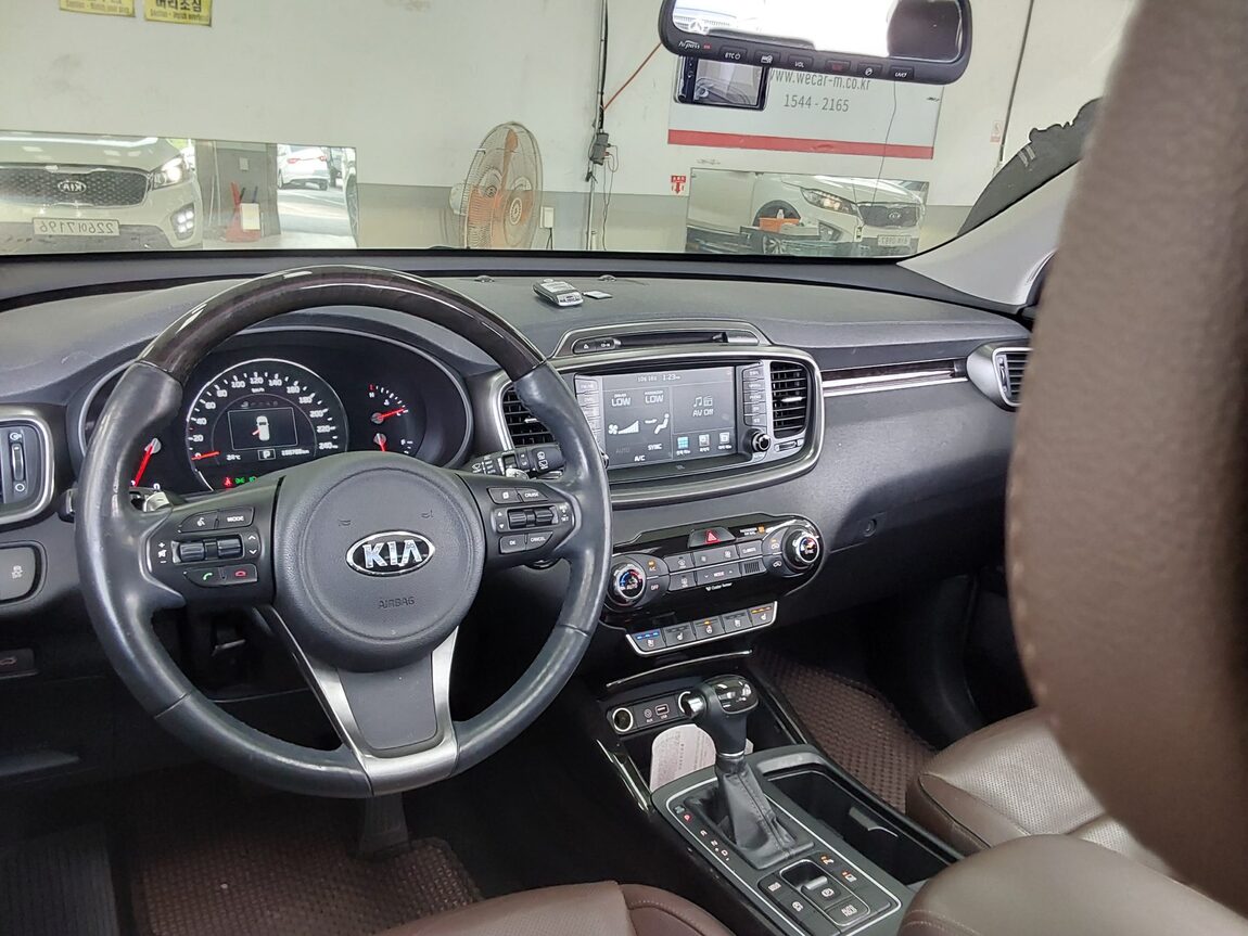 KIA ALL NEW SORENTO R2.0 2WD NOBLESSE SPECIAL 2016 - zdjęcie 11