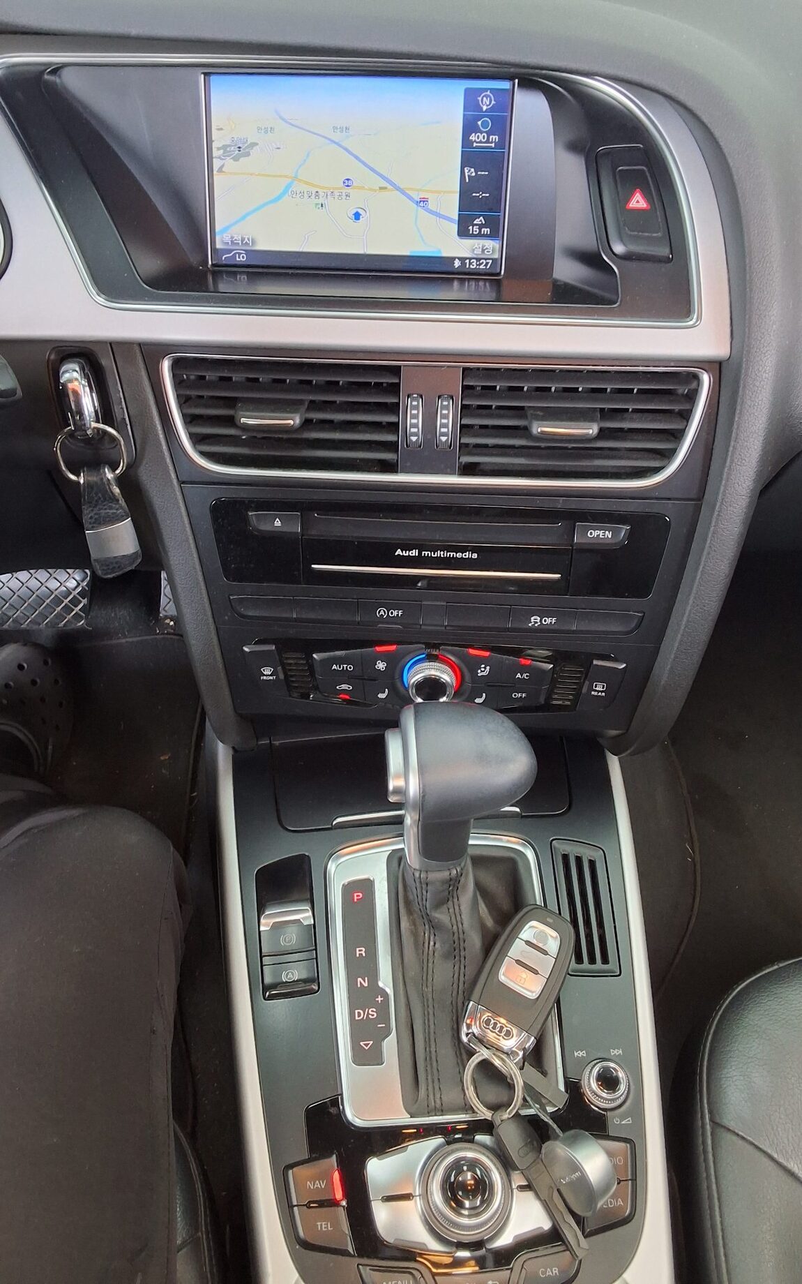 AUDI A4 (4TH GEN) 30 TDI 2016 - zdjęcie 18
