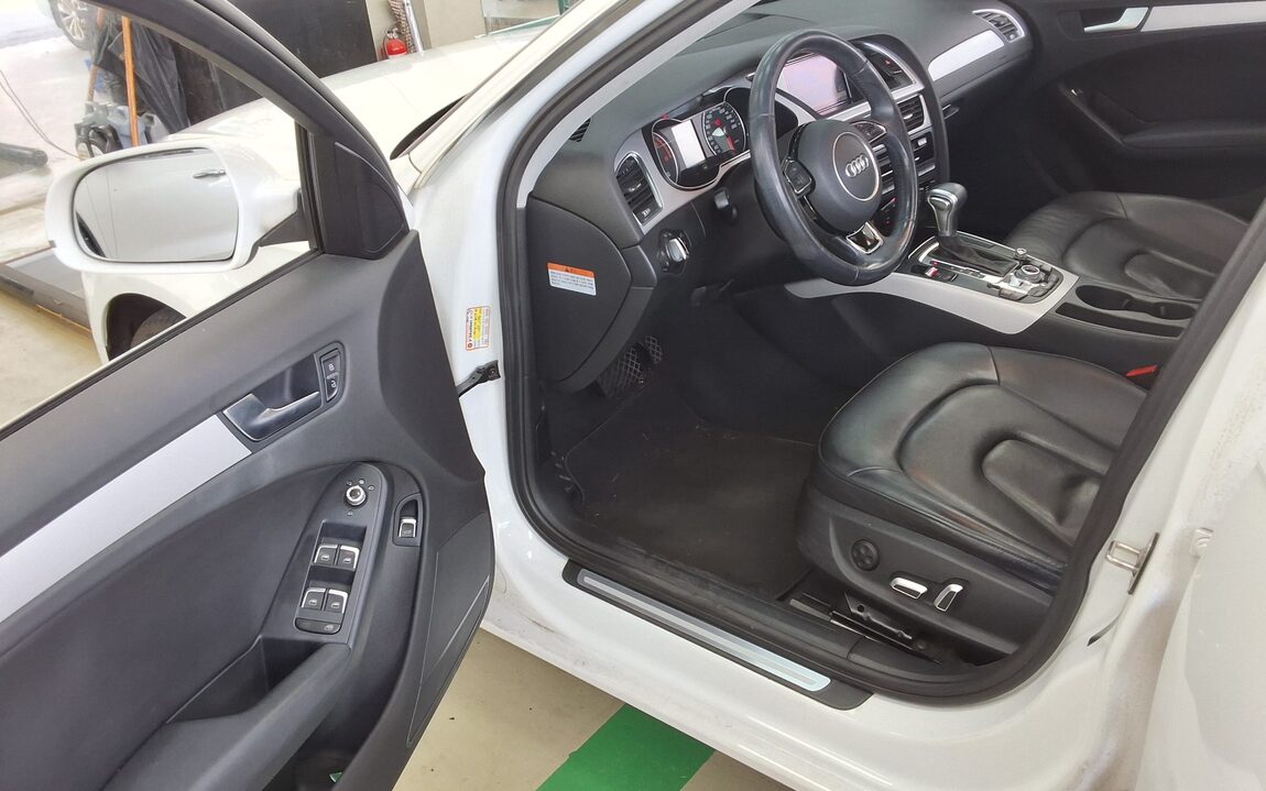 AUDI A4 (4TH GEN) 30 TDI 2016 - zdjęcie 10
