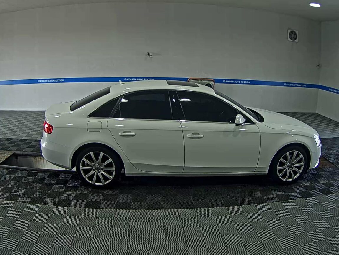 AUDI A4 (4TH GEN) 30 TDI 2016 - zdjęcie 4