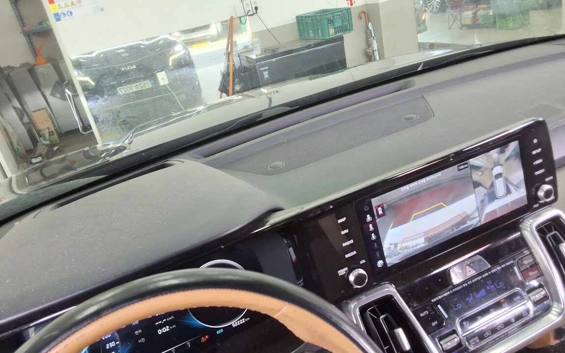 KIA NEW SORENTO HYBRID (MQ4) 1.6 HEV 2WD NOBLESSE 2023 - zdjęcie 19
