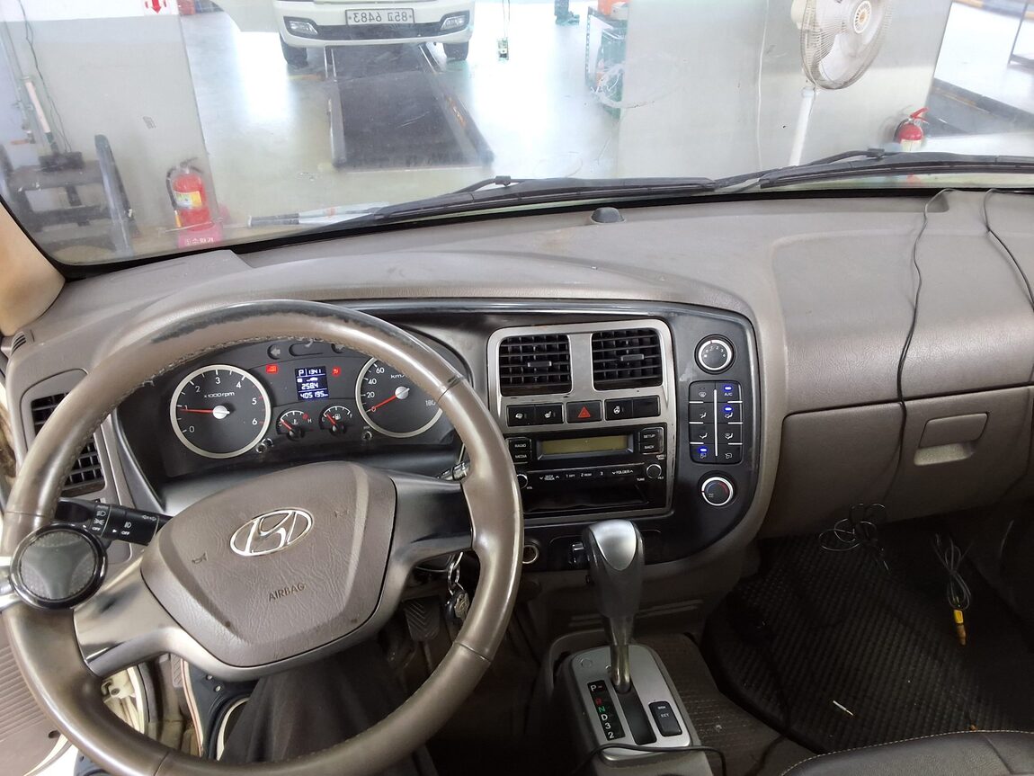 HYUNDAI PORTER II CRDi SUPER CAB EXTRA LONG WHEELBASE SMART 2019 - zdjęcie 15