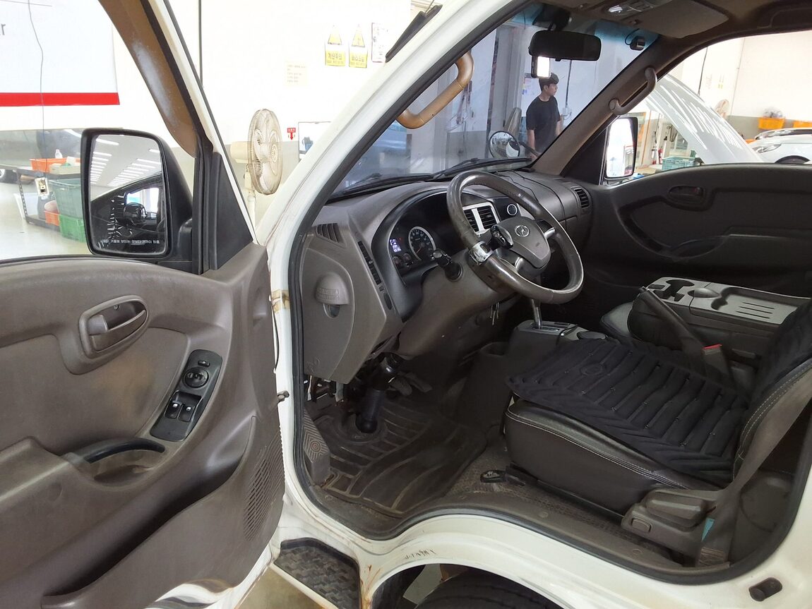 HYUNDAI PORTER II CRDi SUPER CAB EXTRA LONG WHEELBASE SMART 2019 - zdjęcie 11