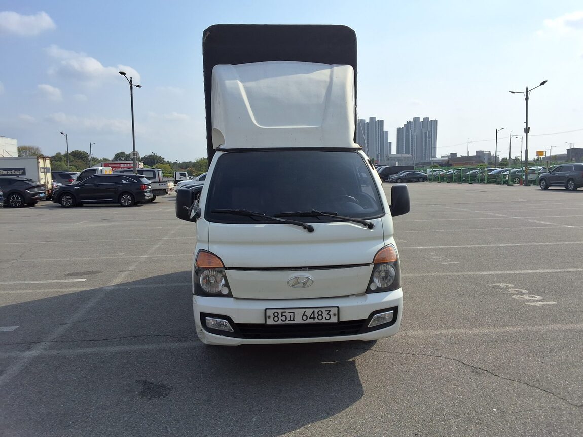 HYUNDAI PORTER II CRDi SUPER CAB EXTRA LONG WHEELBASE SMART 2019 - zdjęcie 9