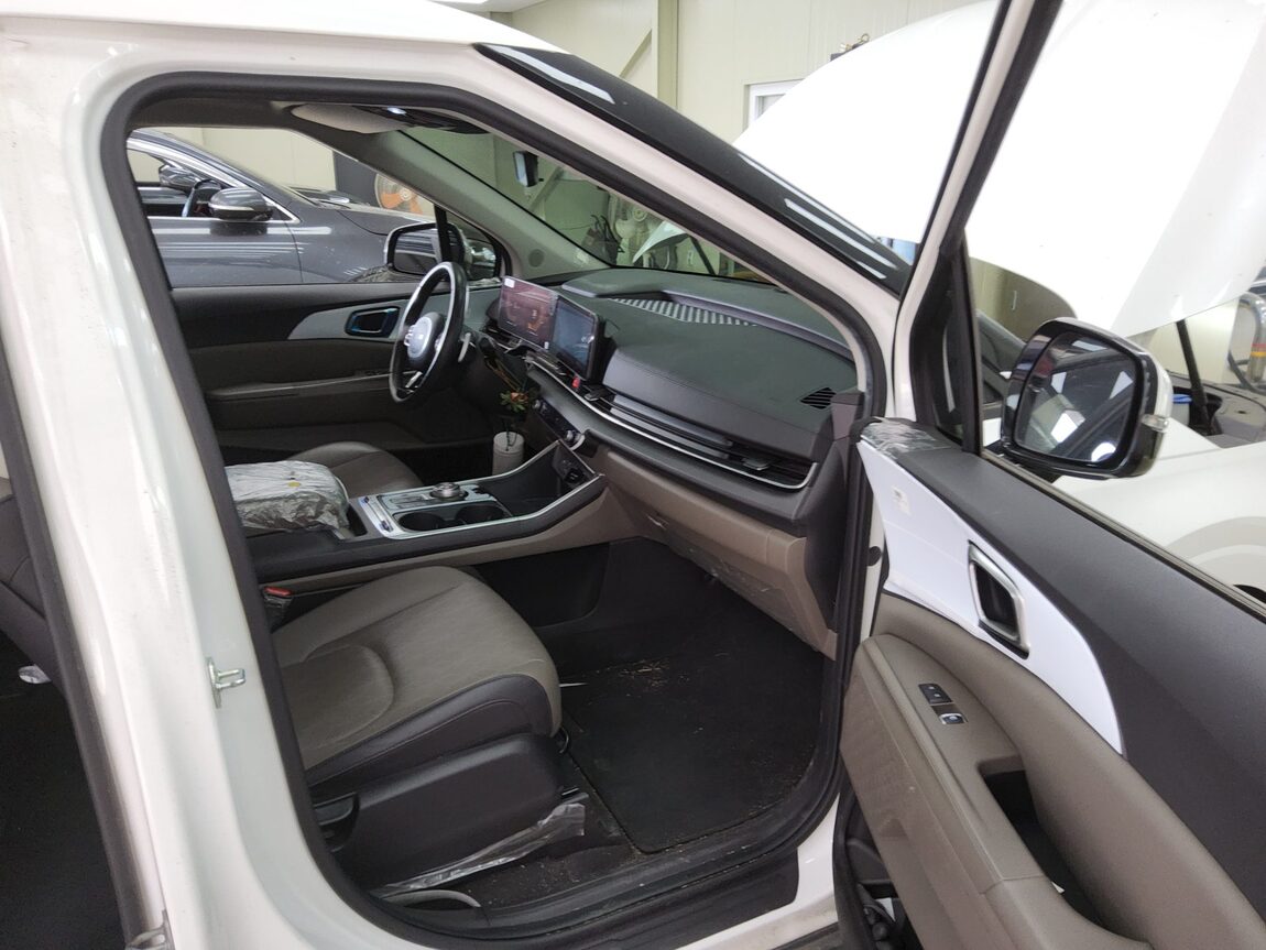 KIA THE NEW CARNIVAL (KA4) 9-SEATER DIESEL PRESTIGE 2024 - zdjęcie 14