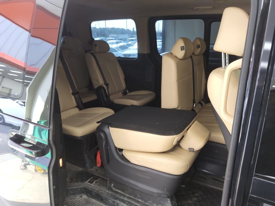 HYUNDAI STARIA 2.2 DIESEL TOURER 11-SEATER 4WD MODERN 2023 - zdjęcie 13