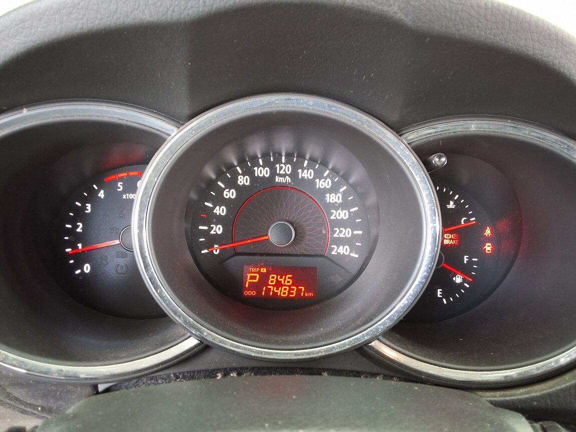 KIA SORENTO R DIESEL 2.2 2WD TLX PREMIUM MODEL 2010 - zdjęcie 9