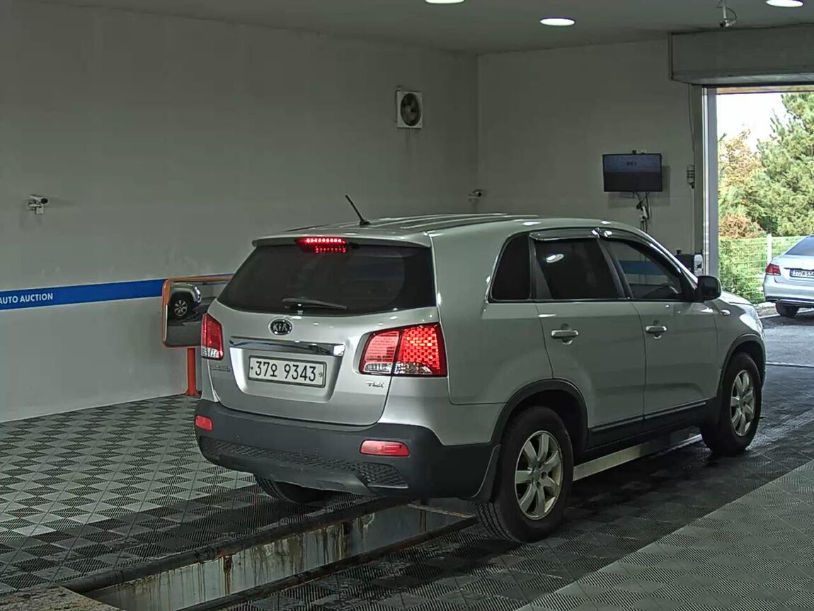 KIA SORENTO R DIESEL 2.2 2WD TLX PREMIUM MODEL 2010 - zdjęcie 5