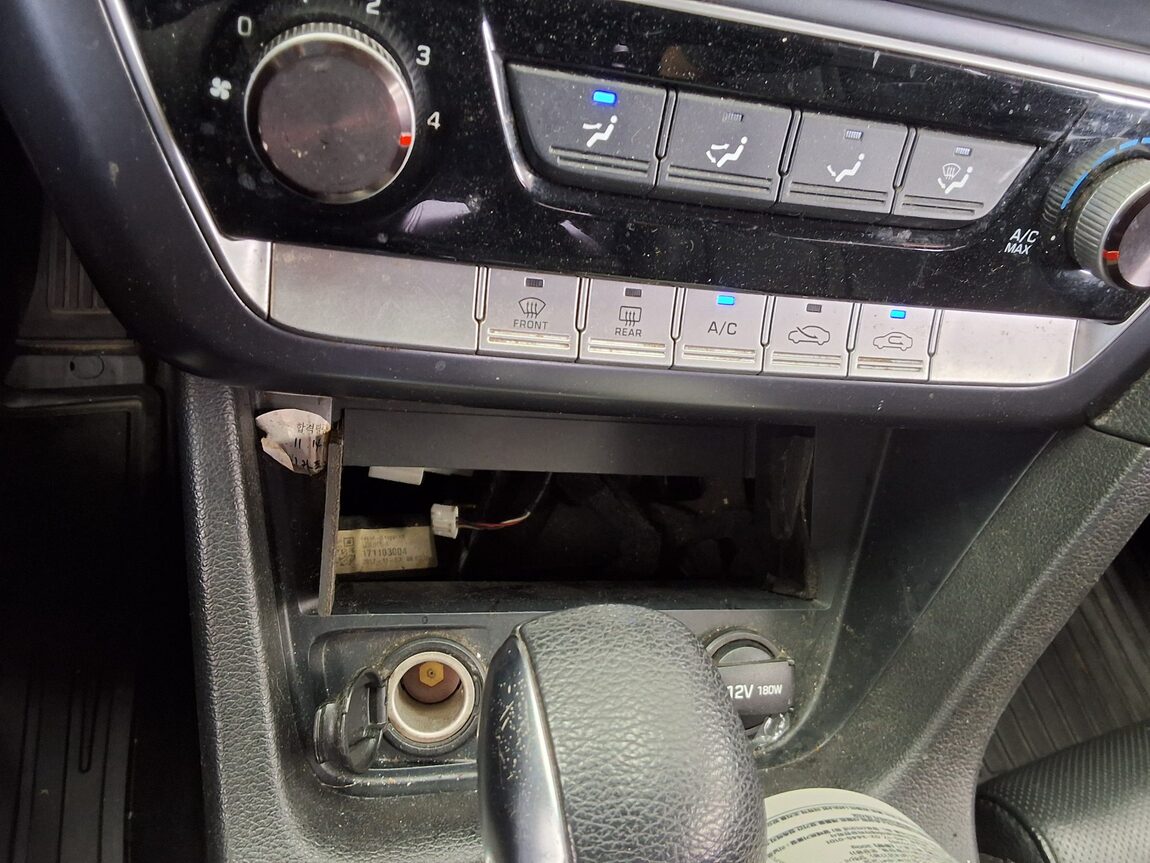 HYUNDAI LF SONATA NEW RISE LPi TAXI STYLE 2018 - zdjęcie 24