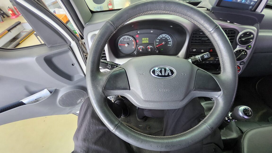 KIA BONGO III CARGO CRDi DOUBLE CAB EXTRA LONG WHEELBASE 2016 - zdjęcie 16