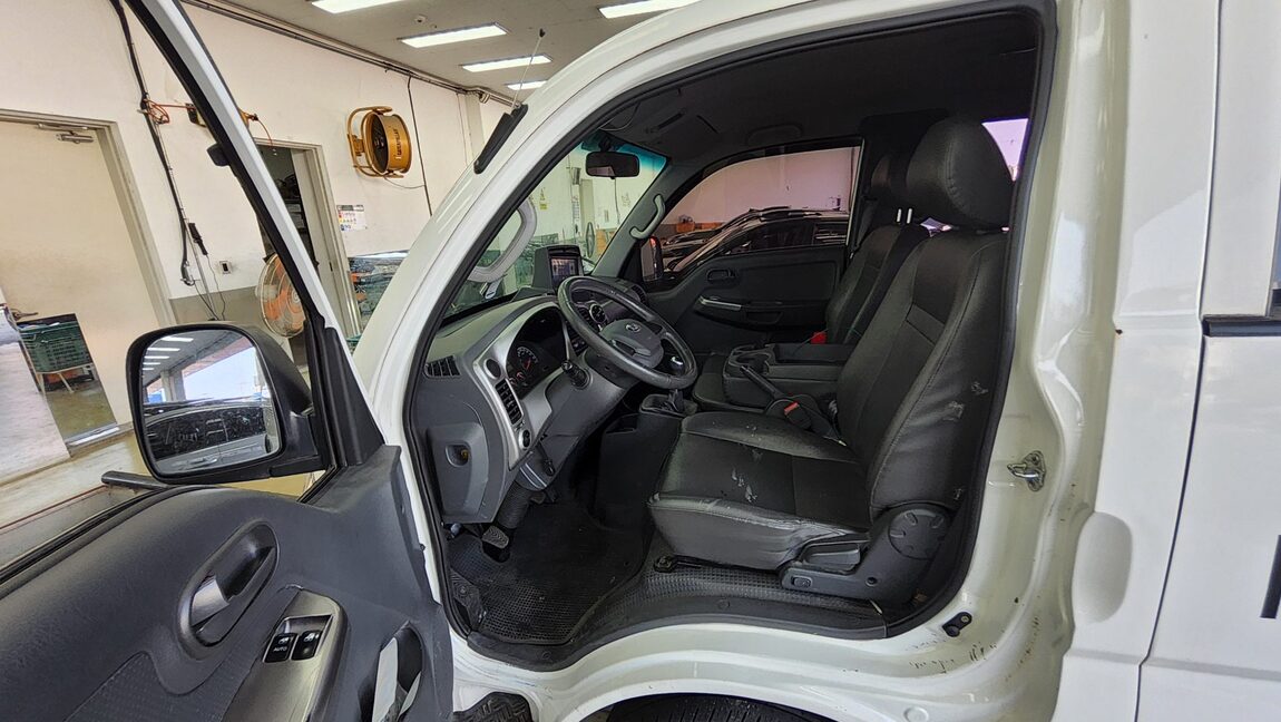 KIA BONGO III CARGO CRDi DOUBLE CAB EXTRA LONG WHEELBASE 2016 - zdjęcie 10