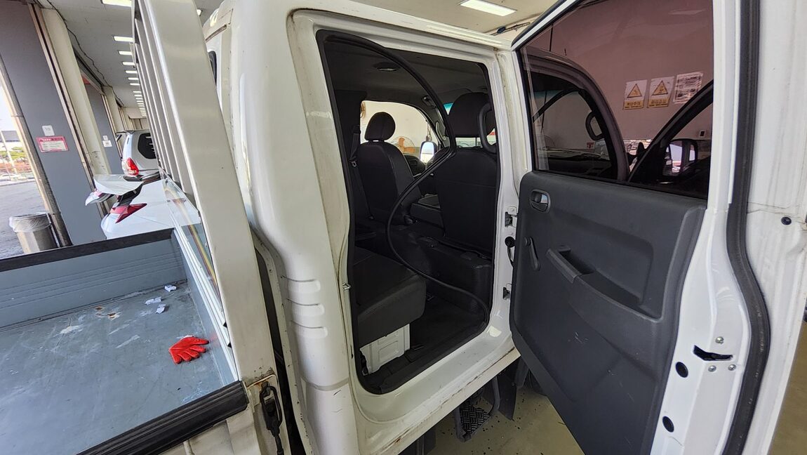 KIA BONGO III CARGO CRDi DOUBLE CAB EXTRA LONG WHEELBASE 2016 - zdjęcie 13