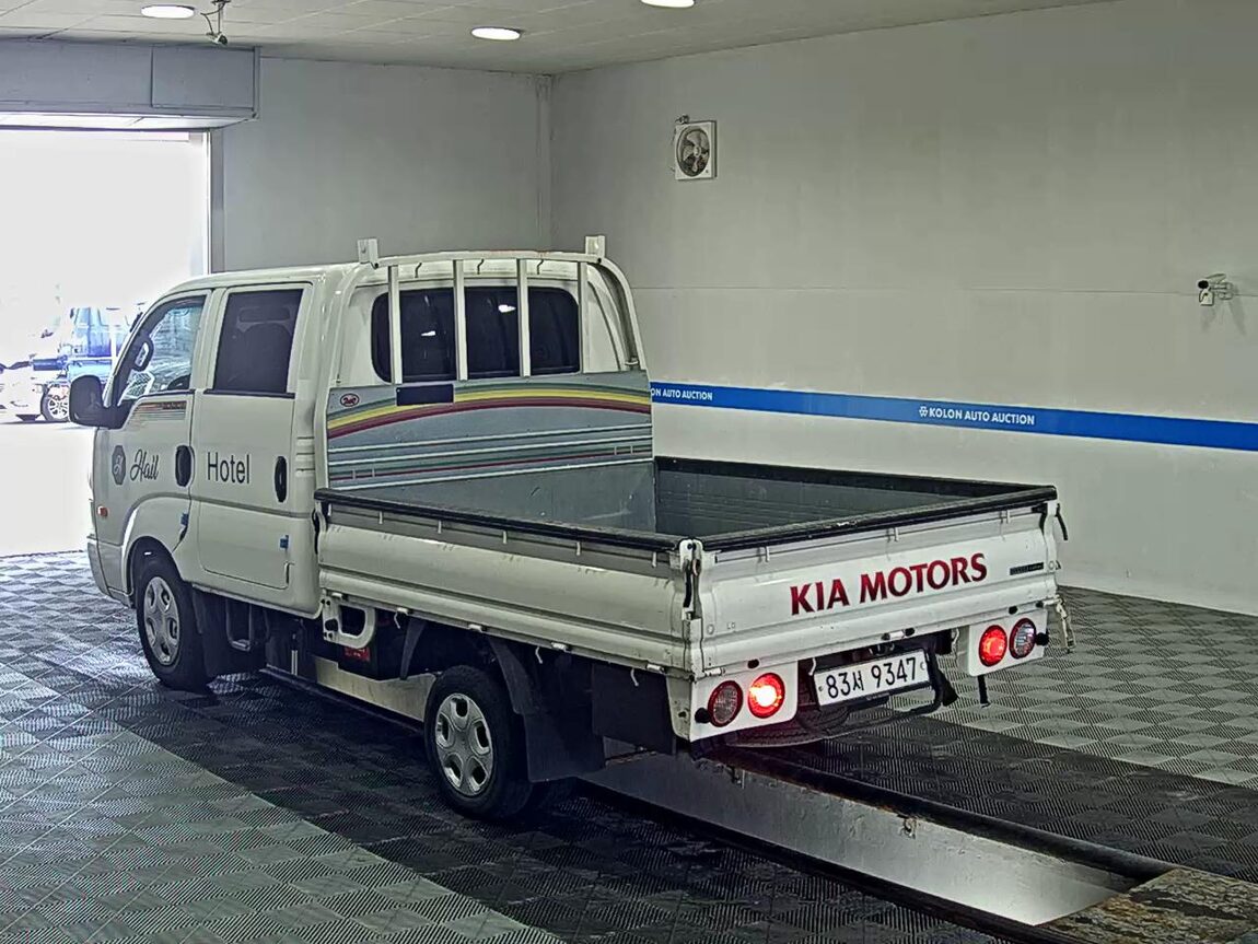KIA BONGO III CARGO CRDi DOUBLE CAB EXTRA LONG WHEELBASE 2016 - zdjęcie 6