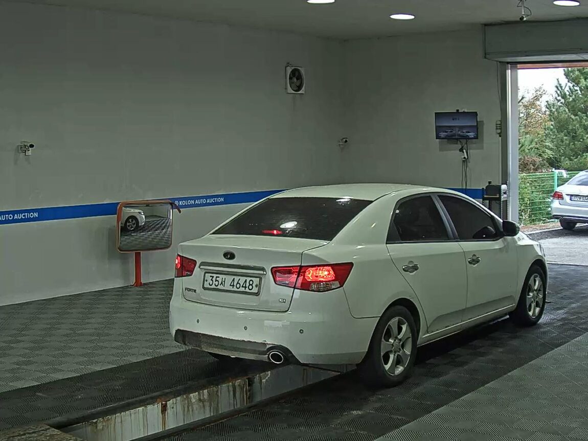 KIA FORTE 1.6 CVVT PREMIUM Si BLACK 2009 - zdjęcie 5