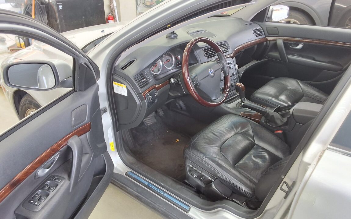 VOLVO S80 (1ST GEN) 2.0T 2006 - zdjęcie 10