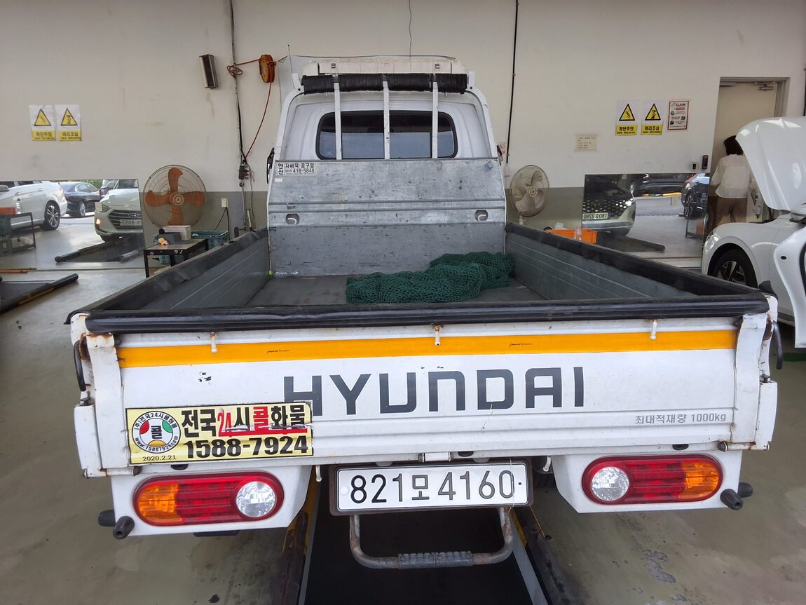 HYUNDAI PORTER II CRDi SUPER CAB EXTRA LONG WHEELBASE SMART 2020 - zdjęcie 12
