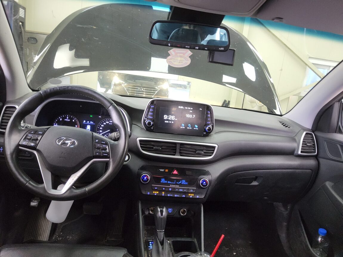 HYUNDAI NEW TUCSON 2.0 DIESEL 2WD MODERN 2020 - zdjęcie 11