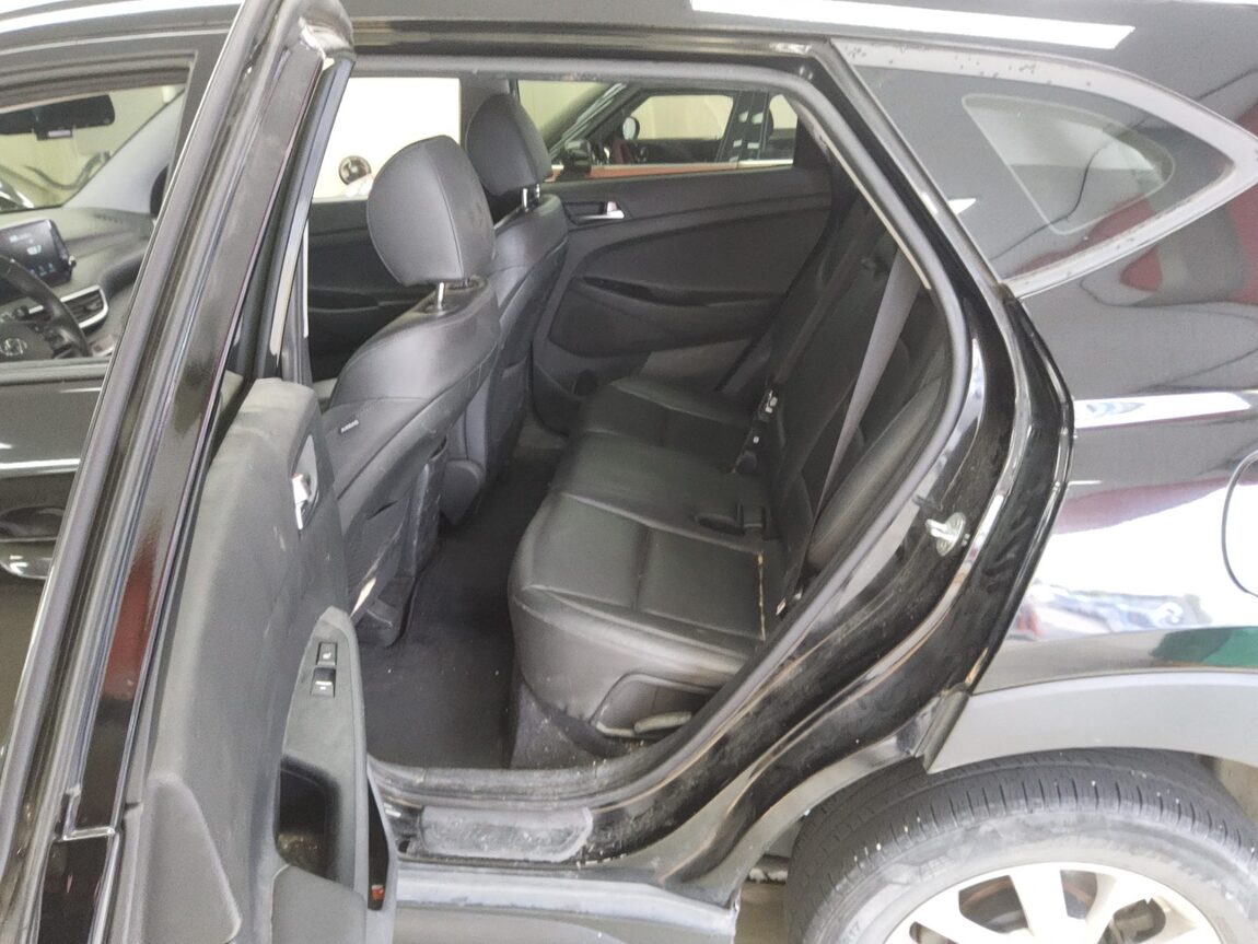HYUNDAI NEW TUCSON 2.0 DIESEL 2WD MODERN 2020 - zdjęcie 12