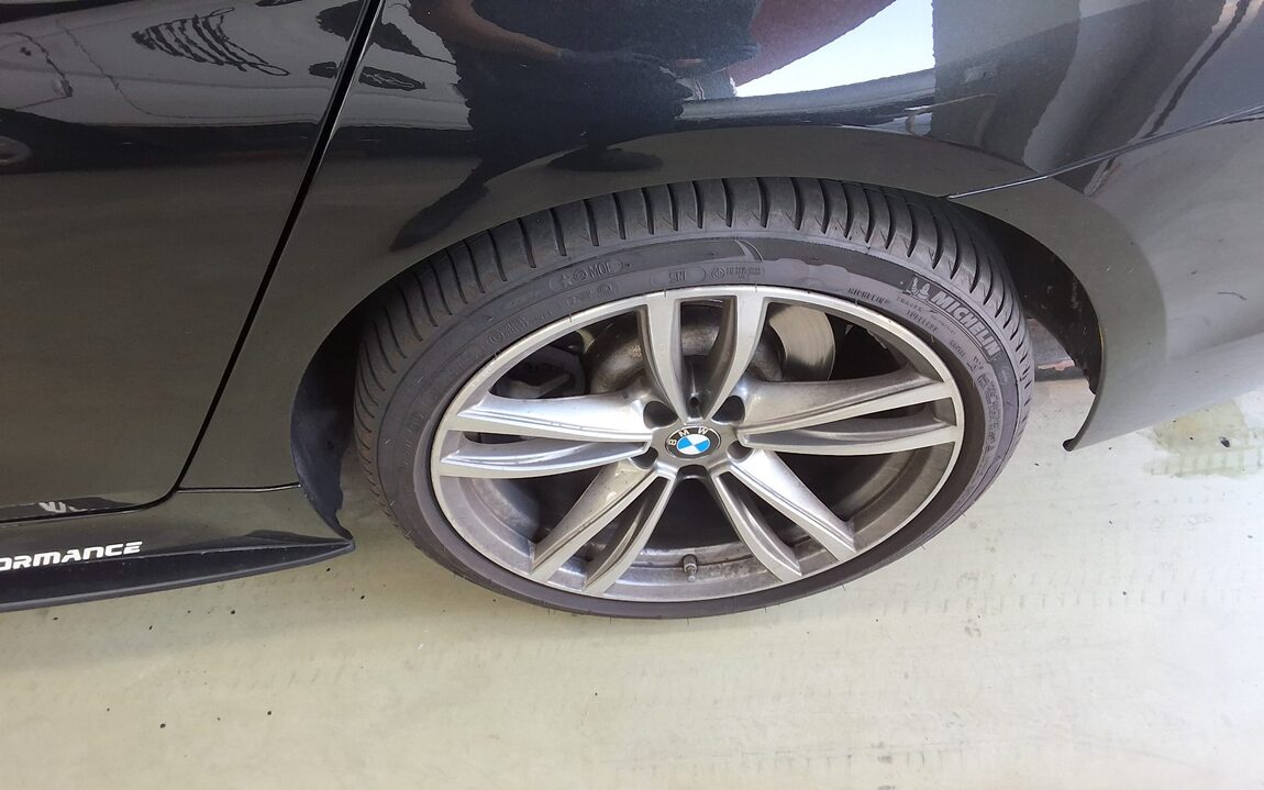 BMW 5 SERIES (7TH GEN) 520d M SPORT PACK PLUS 2017 - zdjęcie 26