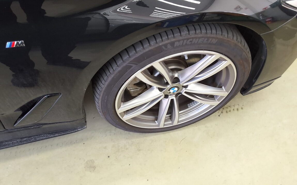BMW 5 SERIES (7TH GEN) 520d M SPORT PACK PLUS 2017 - zdjęcie 27